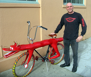 Illustration for article titled Dragon Bike is Perfect for Chinese Food Delivery